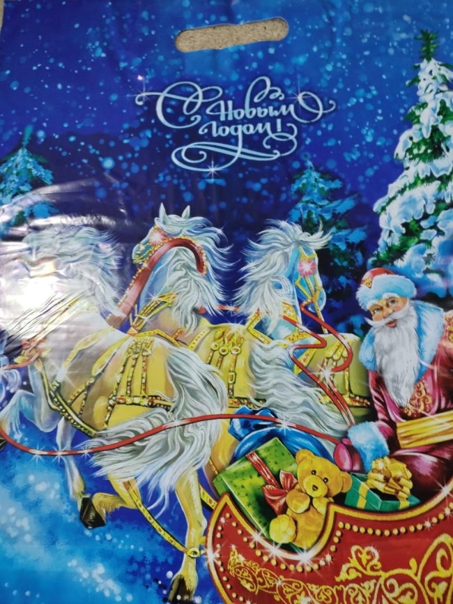 Пакет с вруб.ручк.ламин.усил.40х47 Сани (50) фото 1